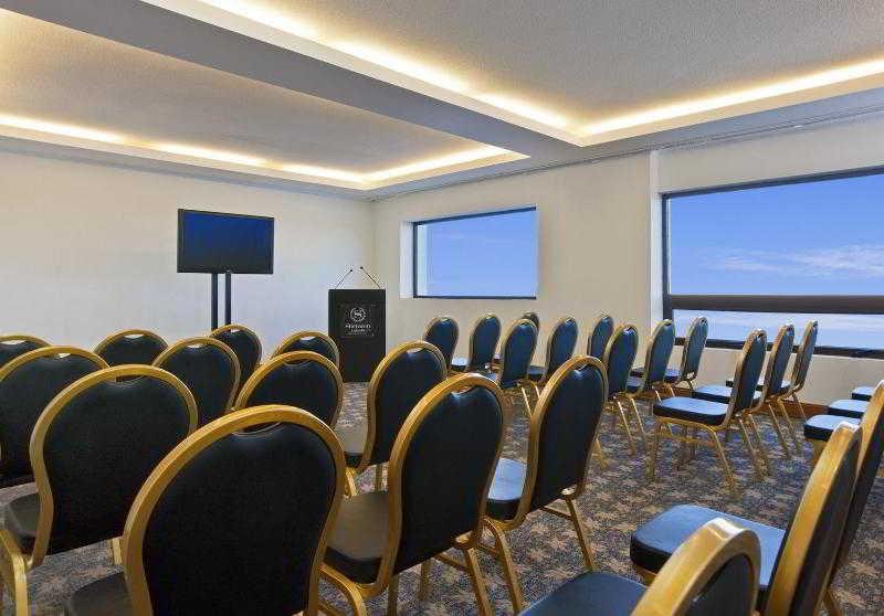 Sheraton Colonia Golf & Spa Resort Колония дел Сакременто Екстериор снимка Meeting room