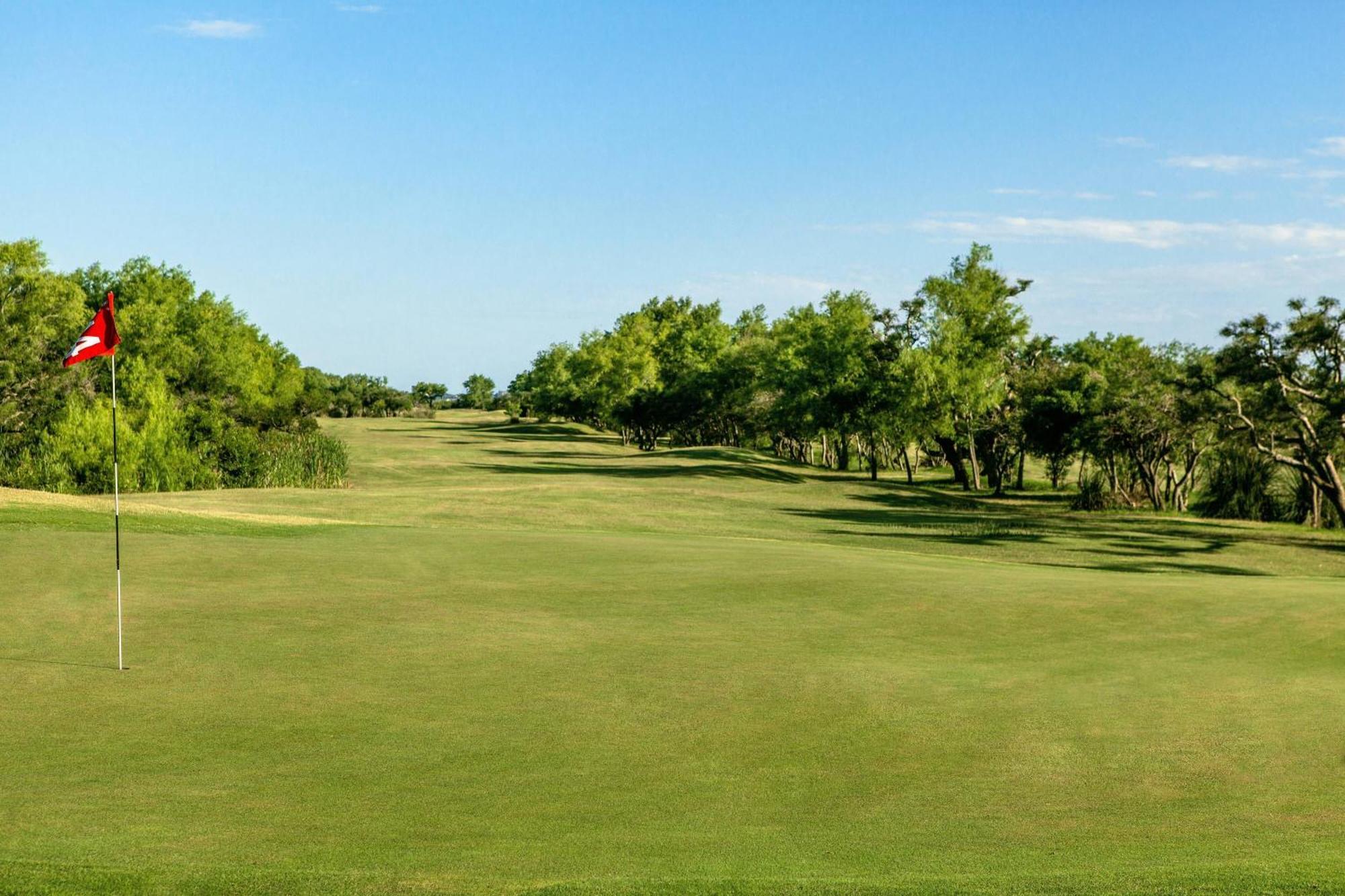 Sheraton Colonia Golf & Spa Resort Колония дел Сакременто Екстериор снимка Golf course at the University of North Texas